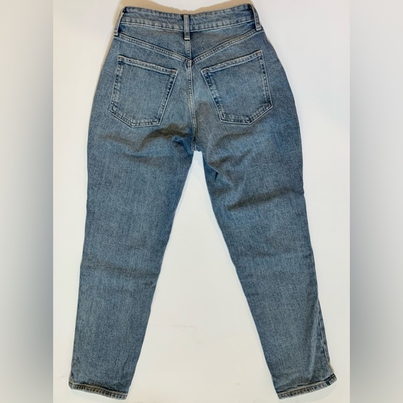 Curvy High-Waisted OG Straight Button-Fly Distressed Ankle Jeans (Old Navy) - Picture 4 of 7